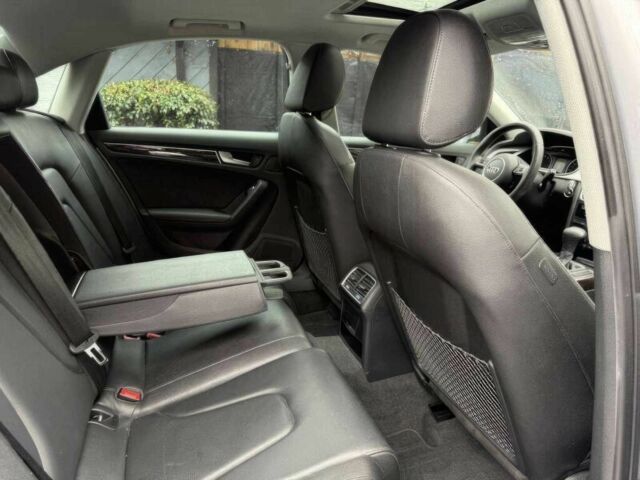 Білий Ауді А4, об'ємом двигуна 2 л та пробігом 70 тис. км за 11000 $, фото 8 на Automoto.ua