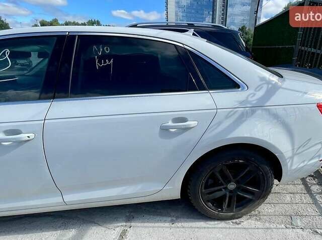 Белый Ауди А4, объемом двигателя 1.98 л и пробегом 103 тыс. км за 11000 $, фото 10 на Automoto.ua