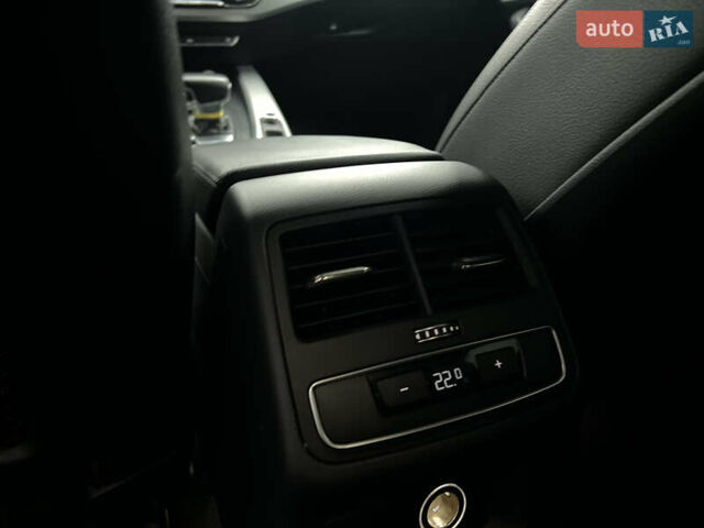 Білий Ауді А4, об'ємом двигуна 1.98 л та пробігом 195 тис. км за 18000 $, фото 29 на Automoto.ua