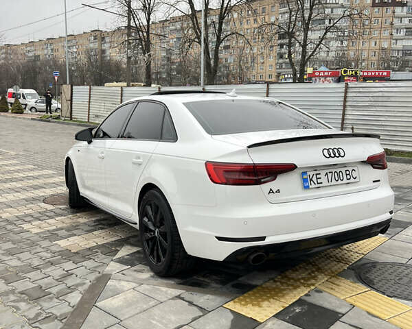 Білий Ауді А4, об'ємом двигуна 2 л та пробігом 87 тис. км за 19500 $, фото 10 на Automoto.ua