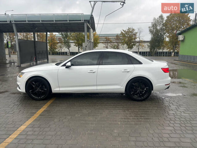 Белый Ауди А4, объемом двигателя 2 л и пробегом 252 тыс. км за 17000 $, фото 4 на Automoto.ua