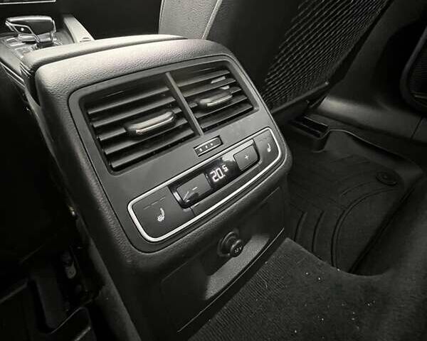 Белый Ауди А4, объемом двигателя 2 л и пробегом 130 тыс. км за 18000 $, фото 25 на Automoto.ua