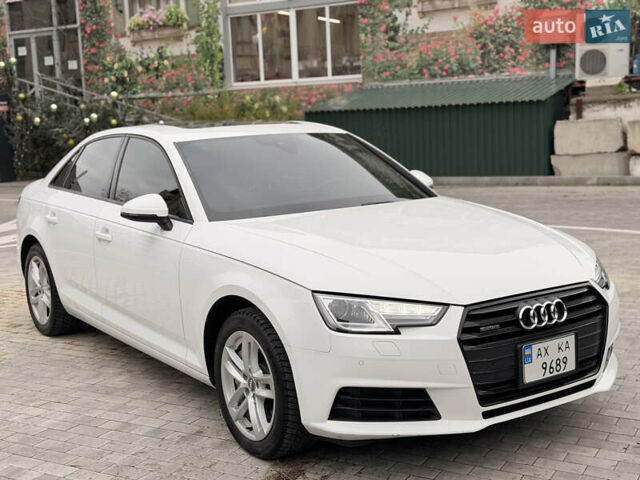 Белый Ауди А4, объемом двигателя 1.98 л и пробегом 118 тыс. км за 19500 $, фото 2 на Automoto.ua