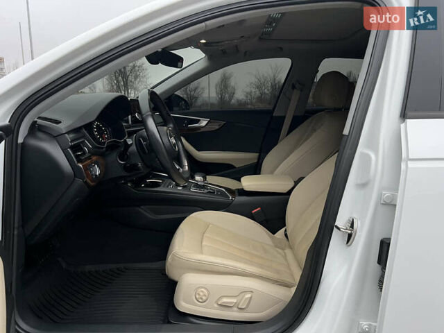 Білий Ауді А4, об'ємом двигуна 2 л та пробігом 84 тис. км за 20000 $, фото 38 на Automoto.ua