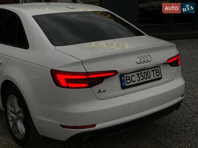 Белый Ауди А4, объемом двигателя 1.98 л и пробегом 146 тыс. км за 16500 $, фото 5 на Automoto.ua