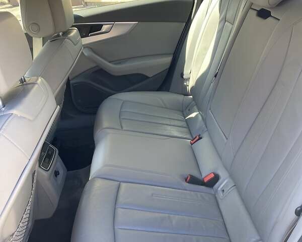 Белый Ауди А4, объемом двигателя 1.98 л и пробегом 160 тыс. км за 19900 $, фото 10 на Automoto.ua