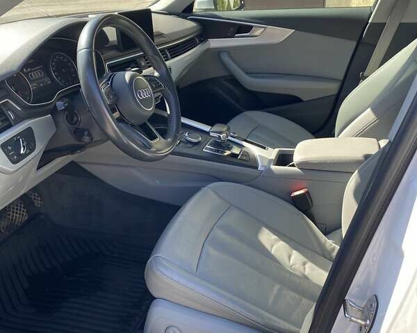 Белый Ауди А4, объемом двигателя 1.98 л и пробегом 160 тыс. км за 19900 $, фото 9 на Automoto.ua
