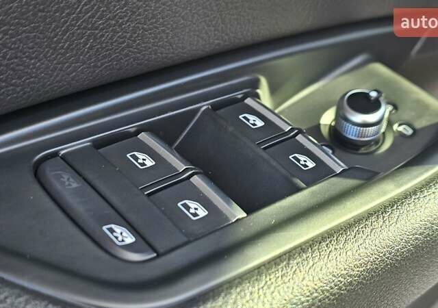 Ауди А4 2016 в Кривом Роге на Automoto.ua Белый Ауди А4, объемом двигателя 1.98 л и пробегом 91 тыс. км за 17600 $, фото 23 на Automoto.ua