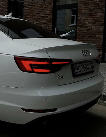 Белый Ауди А4, объемом двигателя 1.98 л и пробегом 144 тыс. км за 15300 $, фото 14 на Automoto.ua