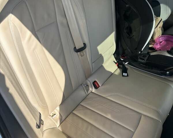 Белый Ауди А4, объемом двигателя 1.98 л и пробегом 172 тыс. км за 17000 $, фото 14 на Automoto.ua