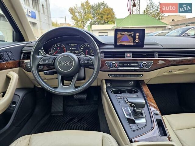 Білий Ауді А4, об'ємом двигуна 1.98 л та пробігом 156 тис. км за 17500 $, фото 19 на Automoto.ua