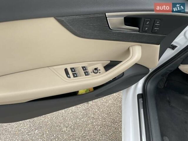 Белый Ауди А4, объемом двигателя 1.98 л и пробегом 173 тыс. км за 16300 $, фото 7 на Automoto.ua