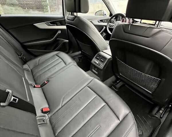 Белый Ауди А4, объемом двигателя 2 л и пробегом 130 тыс. км за 18000 $, фото 27 на Automoto.ua