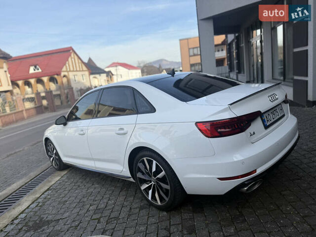 Белый Ауди А4, объемом двигателя 1.98 л и пробегом 258 тыс. км за 17000 $, фото 5 на Automoto.ua