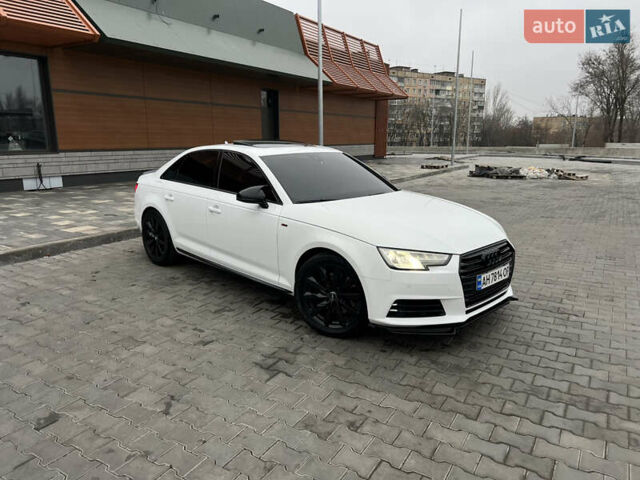 Білий Ауді А4, об'ємом двигуна 2 л та пробігом 84 тис. км за 20000 $, фото 12 на Automoto.ua