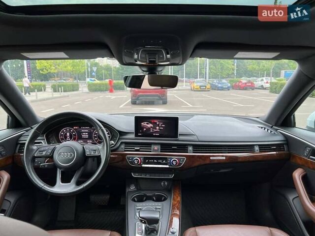 Белый Ауди А4, объемом двигателя 2 л и пробегом 48 тыс. км за 19990 $, фото 8 на Automoto.ua