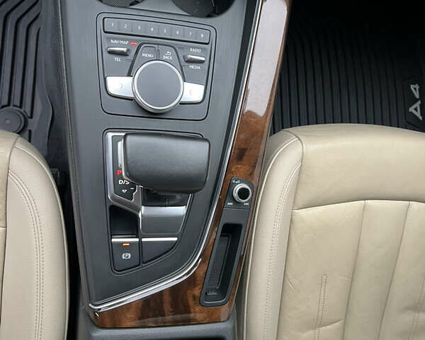 Білий Ауді А4, об'ємом двигуна 2 л та пробігом 87 тис. км за 19500 $, фото 40 на Automoto.ua