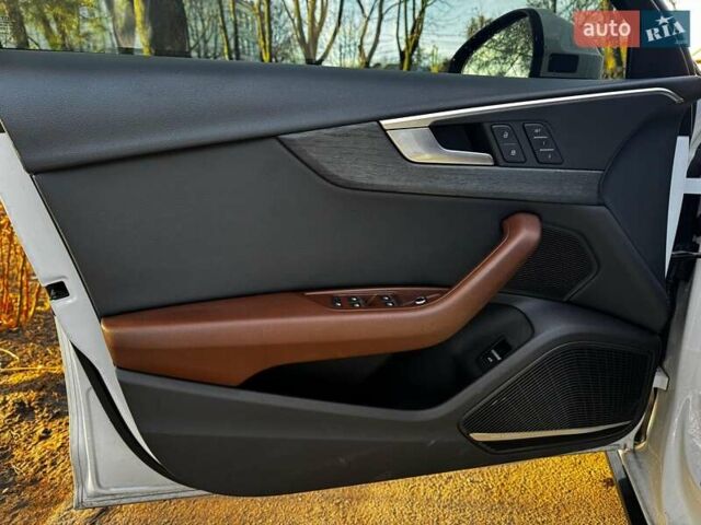 Белый Ауди А4, объемом двигателя 2 л и пробегом 146 тыс. км за 19990 $, фото 13 на Automoto.ua