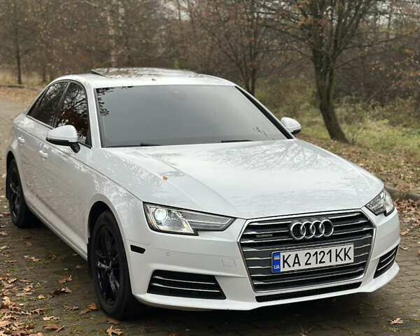 Білий Ауді А4, об'ємом двигуна 1.98 л та пробігом 199 тис. км за 17000 $, фото 4 на Automoto.ua