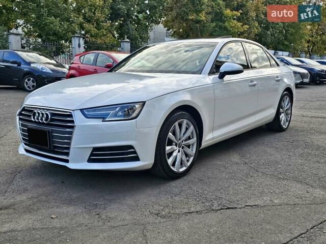 Білий Ауді А4, об'ємом двигуна 1.98 л та пробігом 156 тис. км за 17500 $, фото 1 на Automoto.ua
