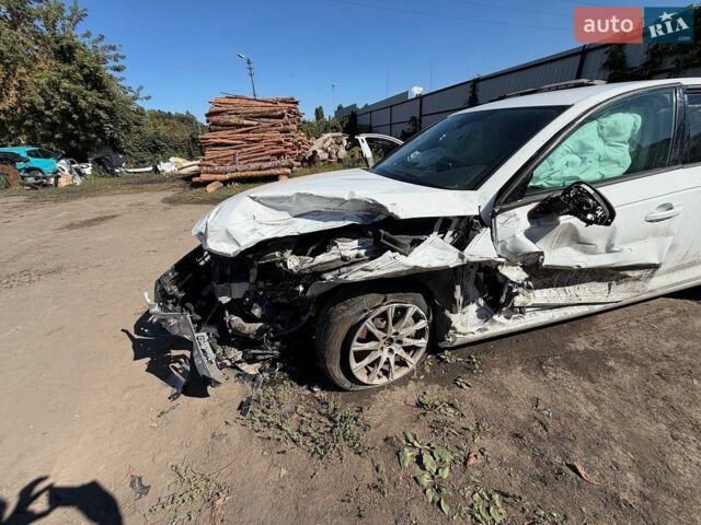 Білий Ауді А4, об'ємом двигуна 1.98 л та пробігом 135 тис. км за 9000 $, фото 8 на Automoto.ua
