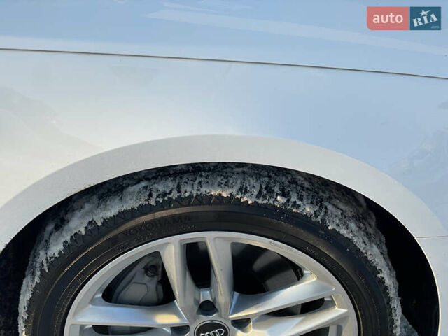 Білий Ауді А4, об'ємом двигуна 2 л та пробігом 169 тис. км за 17900 $, фото 8 на Automoto.ua