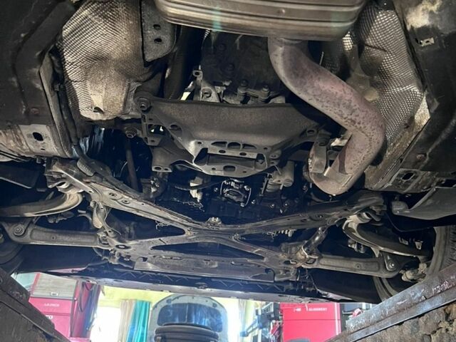 Білий Ауді А4, об'ємом двигуна 2 л та пробігом 110 тис. км за 15350 $, фото 29 на Automoto.ua