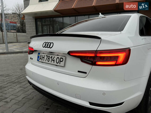 Білий Ауді А4, об'ємом двигуна 2 л та пробігом 84 тис. км за 20000 $, фото 30 на Automoto.ua