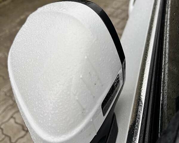 Белый Ауди А4, объемом двигателя 2 л и пробегом 130 тыс. км за 18000 $, фото 19 на Automoto.ua