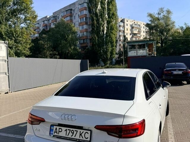 Белый Ауди А4, объемом двигателя 1.98 л и пробегом 158 тыс. км за 15000 $, фото 4 на Automoto.ua