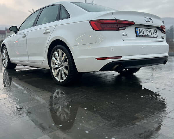 Білий Ауді А4, об'ємом двигуна 2 л та пробігом 144 тис. км за 15999 $, фото 2 на Automoto.ua