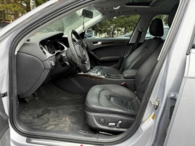 Білий Ауді А4, об'ємом двигуна 2 л та пробігом 70 тис. км за 11000 $, фото 6 на Automoto.ua