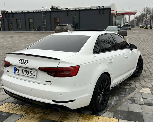 Білий Ауді А4, об'ємом двигуна 2 л та пробігом 87 тис. км за 19500 $, фото 12 на Automoto.ua