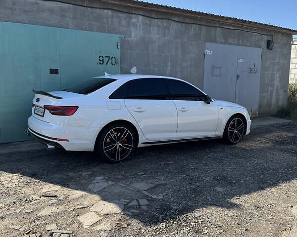 Белый Ауди А4, объемом двигателя 2 л и пробегом 162 тыс. км за 19500 $, фото 28 на Automoto.ua