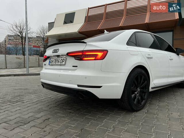 Білий Ауді А4, об'ємом двигуна 2 л та пробігом 84 тис. км за 20000 $, фото 28 на Automoto.ua