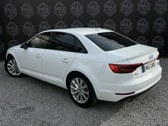 Белый Ауди А4, объемом двигателя 2 л и пробегом 170 тыс. км за 15500 $, фото 4 на Automoto.ua