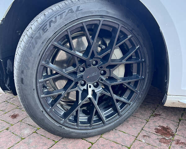 Белый Ауди А4, объемом двигателя 1.98 л и пробегом 190 тыс. км за 18500 $, фото 33 на Automoto.ua