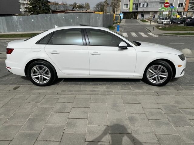 Білий Ауді А4, об'ємом двигуна 2 л та пробігом 155 тис. км за 18800 $, фото 3 на Automoto.ua