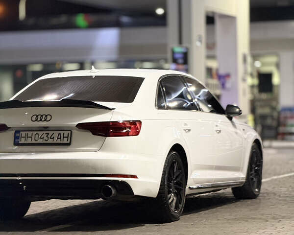 Белый Ауди А4, объемом двигателя 2 л и пробегом 162 тыс. км за 19500 $, фото 6 на Automoto.ua