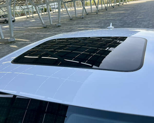 Белый Ауди А4, объемом двигателя 1.98 л и пробегом 179 тыс. км за 18500 $, фото 14 на Automoto.ua