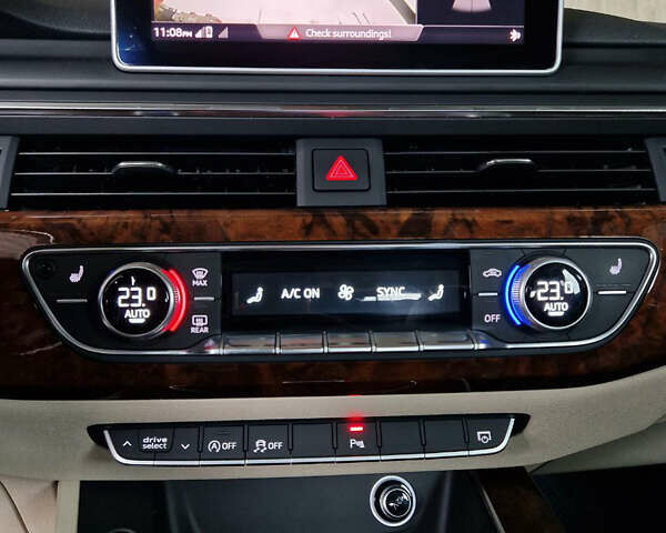 Белый Ауди А4, объемом двигателя 2 л и пробегом 169 тыс. км за 22500 $, фото 16 на Automoto.ua