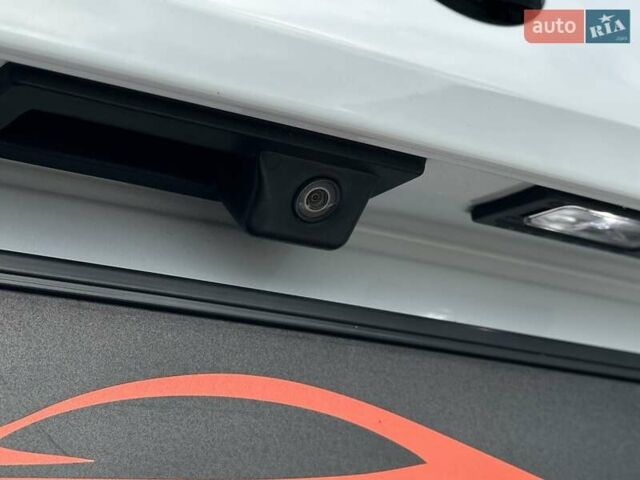 Белый Ауди А4, объемом двигателя 1.98 л и пробегом 210 тыс. км за 17999 $, фото 21 на Automoto.ua