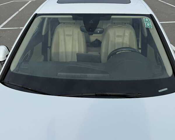 Белый Ауди А4, объемом двигателя 1.98 л и пробегом 137 тыс. км за 21500 $, фото 10 на Automoto.ua