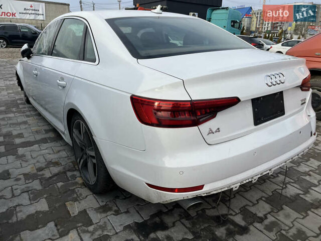 Белый Ауди А4, объемом двигателя 2 л и пробегом 183 тыс. км за 11000 $, фото 3 на Automoto.ua