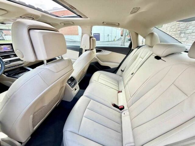 Белый Ауди А4, объемом двигателя 2 л и пробегом 89 тыс. км за 14000 $, фото 9 на Automoto.ua