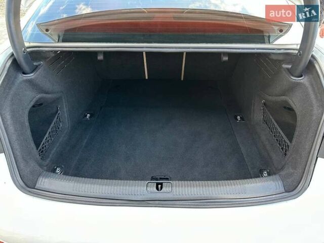 Белый Ауди А4, объемом двигателя 1.98 л и пробегом 186 тыс. км за 16250 $, фото 15 на Automoto.ua