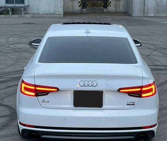 Белый Ауди А4, объемом двигателя 2 л и пробегом 45 тыс. км за 12700 $, фото 3 на Automoto.ua