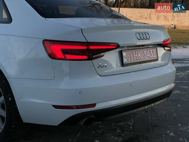 Белый Ауди А4, объемом двигателя 2 л и пробегом 205 тыс. км за 15900 $, фото 47 на Automoto.ua