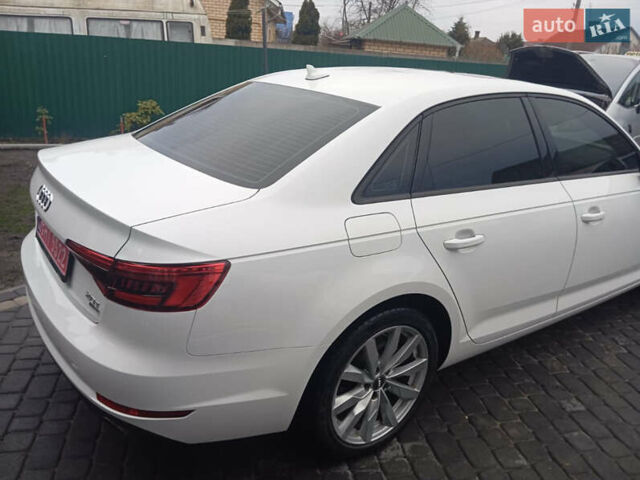 Белый Ауди А4, объемом двигателя 1.98 л и пробегом 101 тыс. км за 19000 $, фото 15 на Automoto.ua