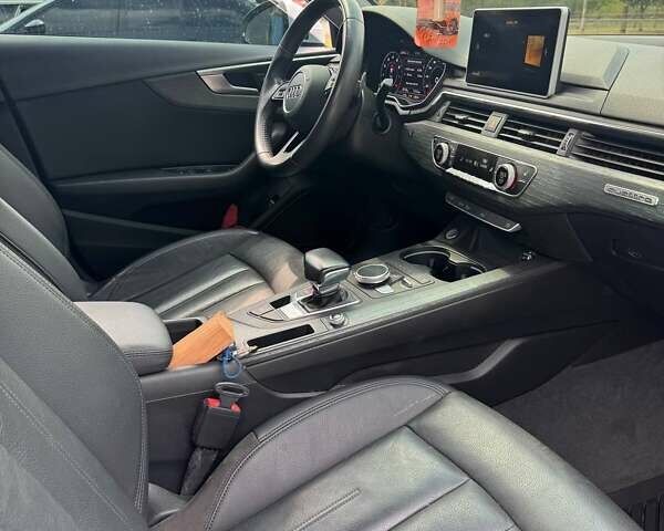 Белый Ауди А4, объемом двигателя 1.98 л и пробегом 85 тыс. км за 25000 $, фото 10 на Automoto.ua